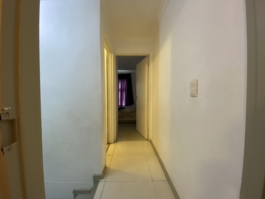 2 Bedroom Property for Sale in Fairfield Estate Western Cape